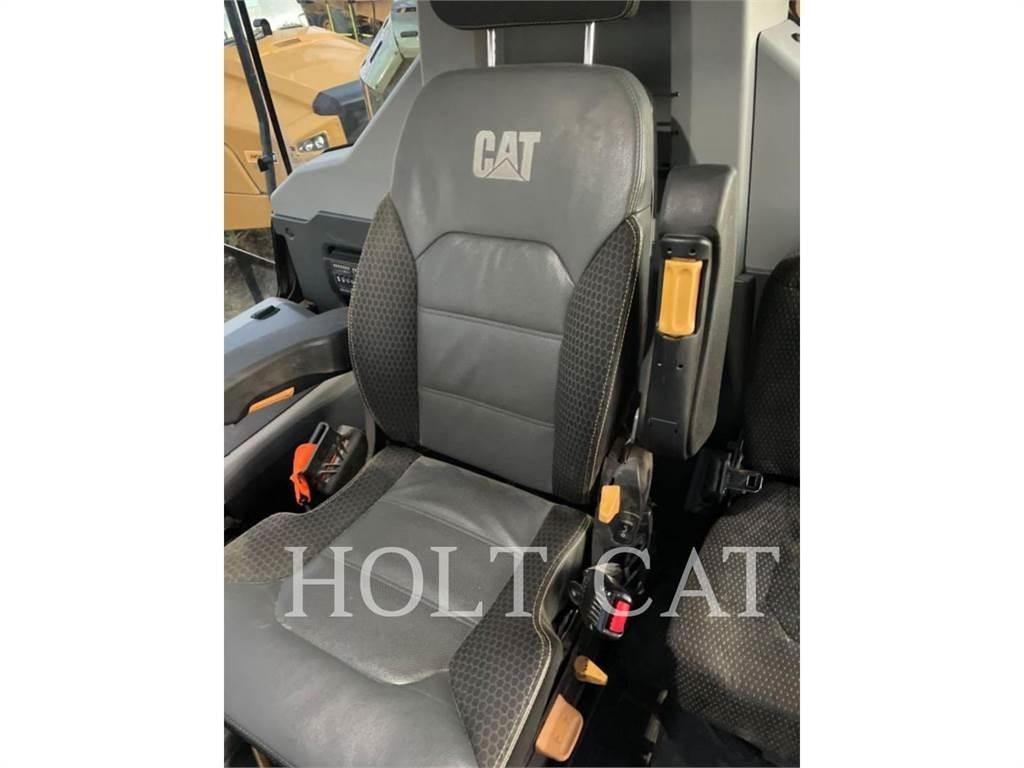 CAT 745 Csuklósdömperek