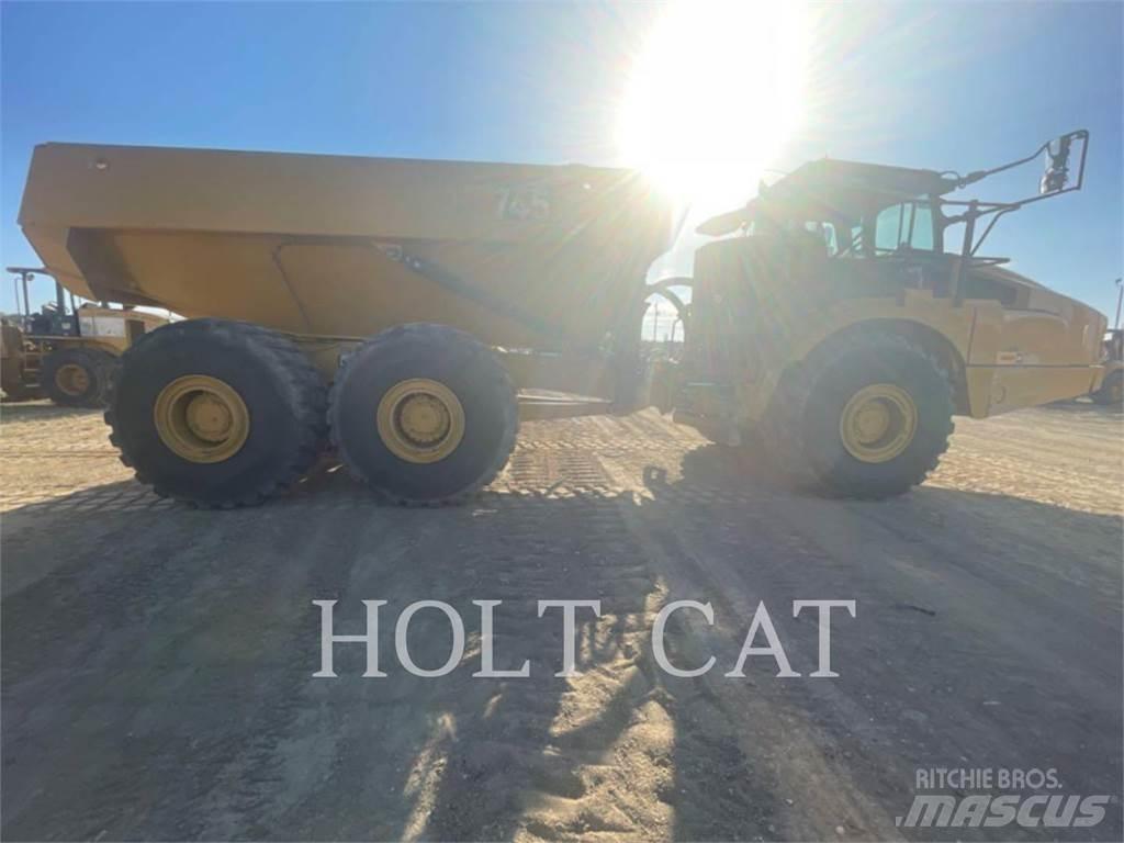 CAT 745 Csuklósdömperek