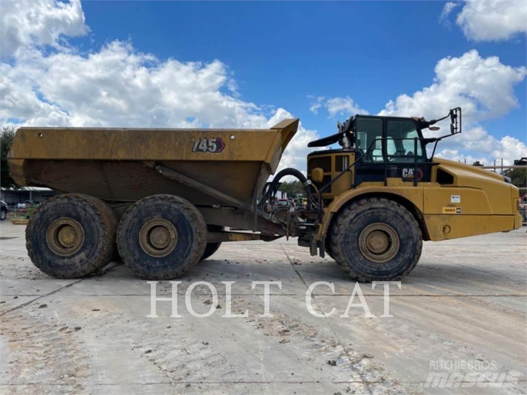 CAT 745 Csuklósdömperek
