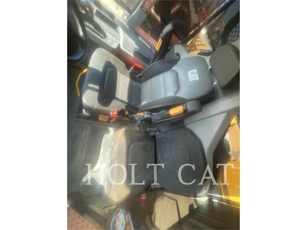 CAT 745 Csuklósdömperek