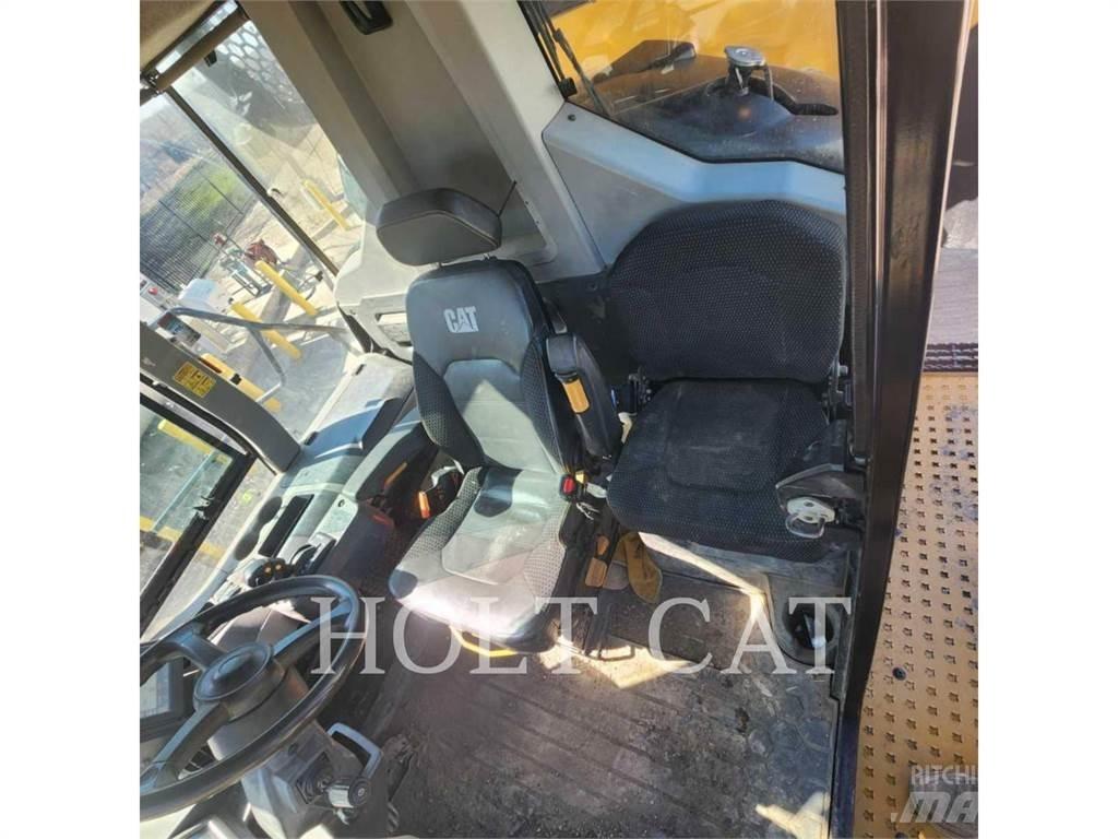CAT 745 Csuklósdömperek