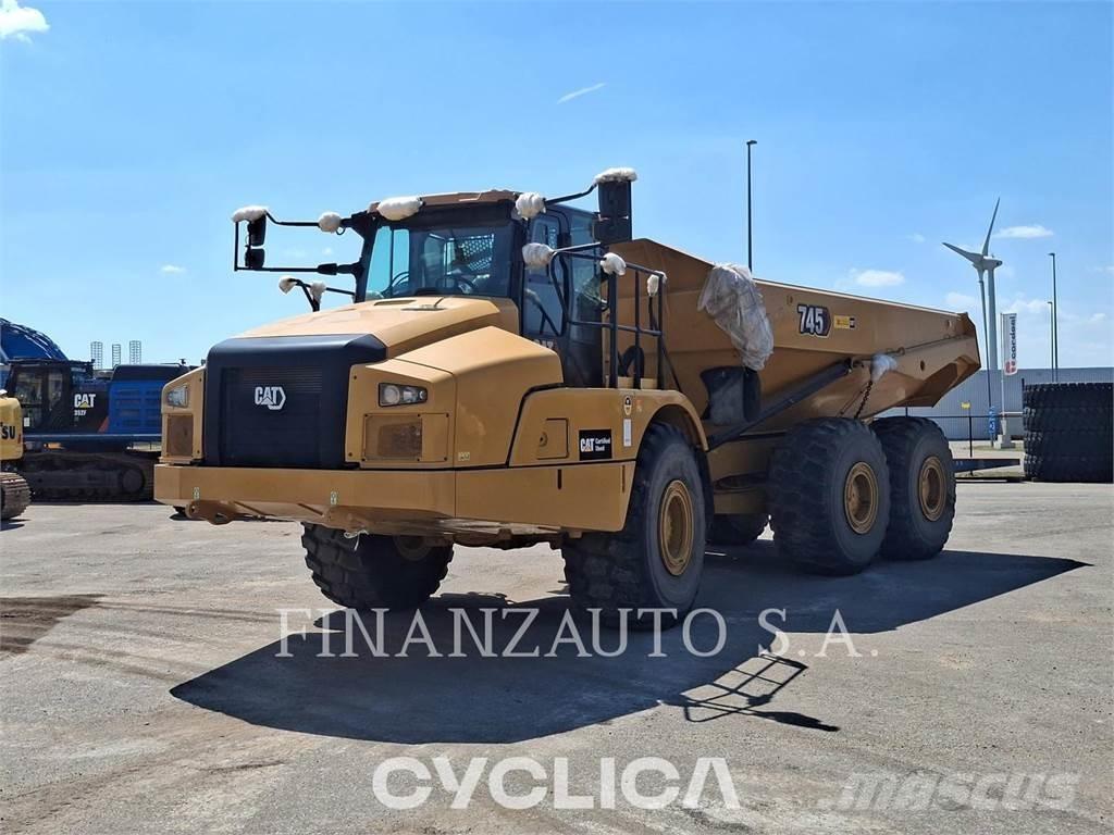 CAT 745 Csuklósdömperek