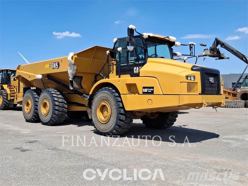 CAT 745 Csuklósdömperek