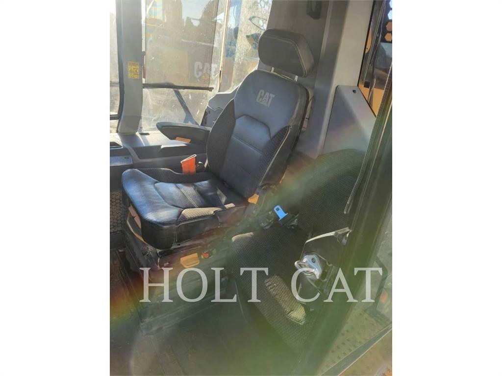 CAT 745 Csuklósdömperek