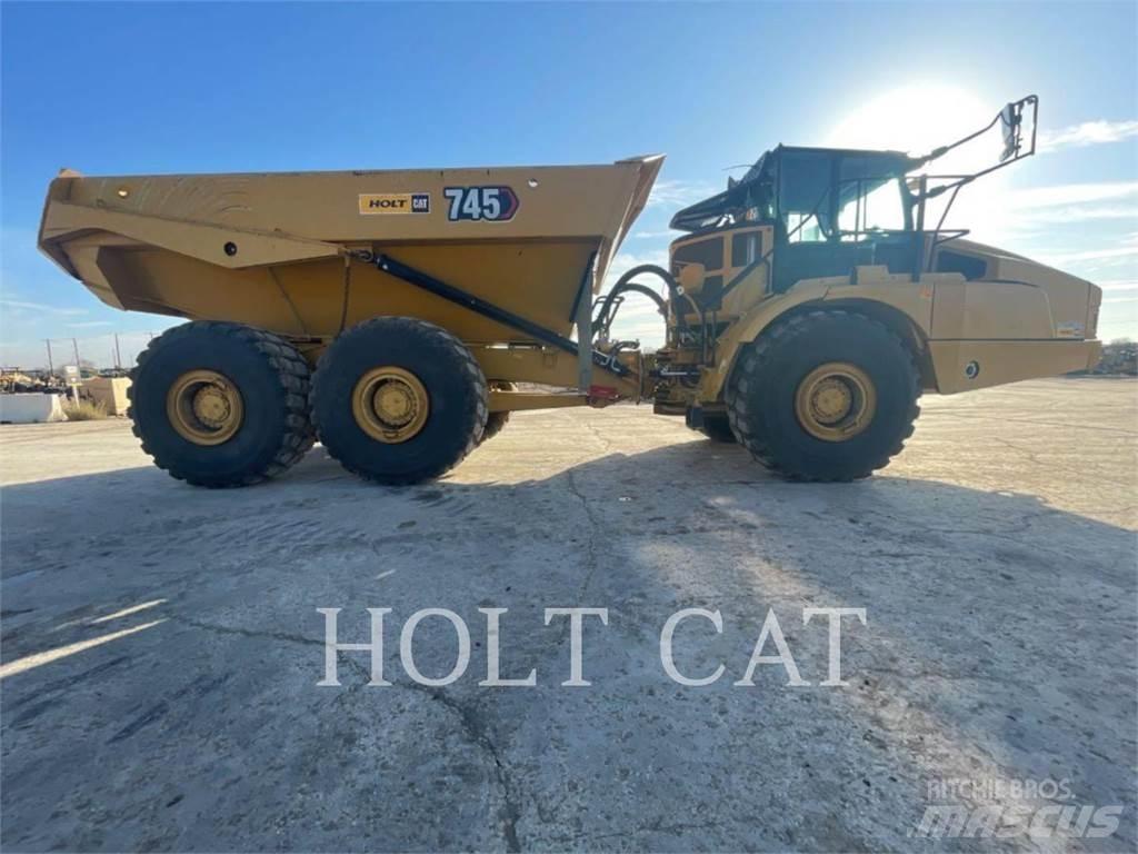CAT 745 Csuklósdömperek