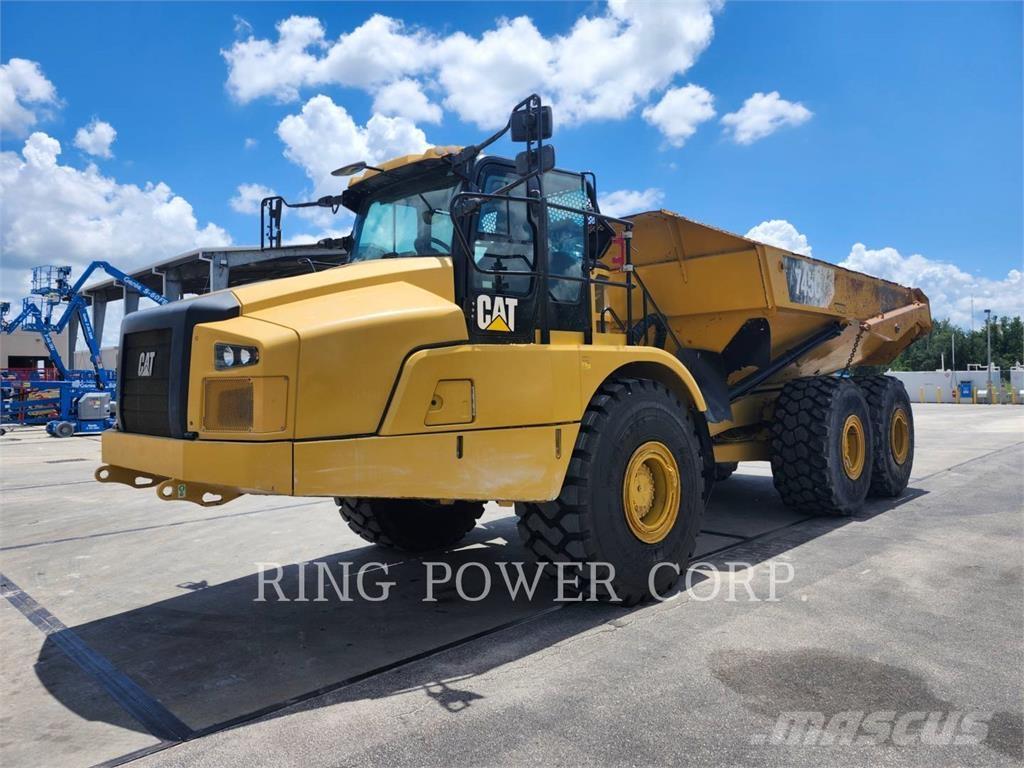 CAT 745 Csuklósdömperek