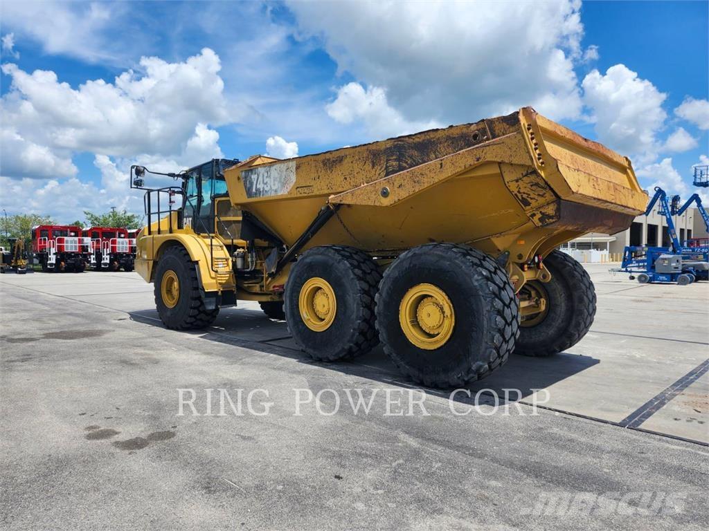 CAT 745 Csuklósdömperek