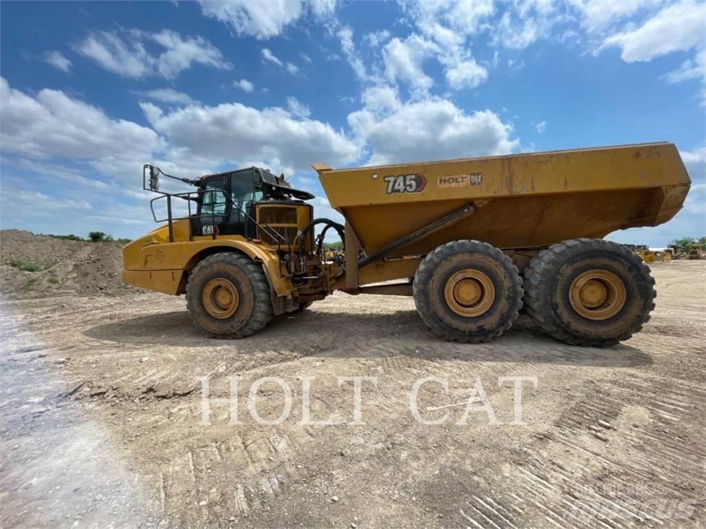 CAT 745 Csuklósdömperek