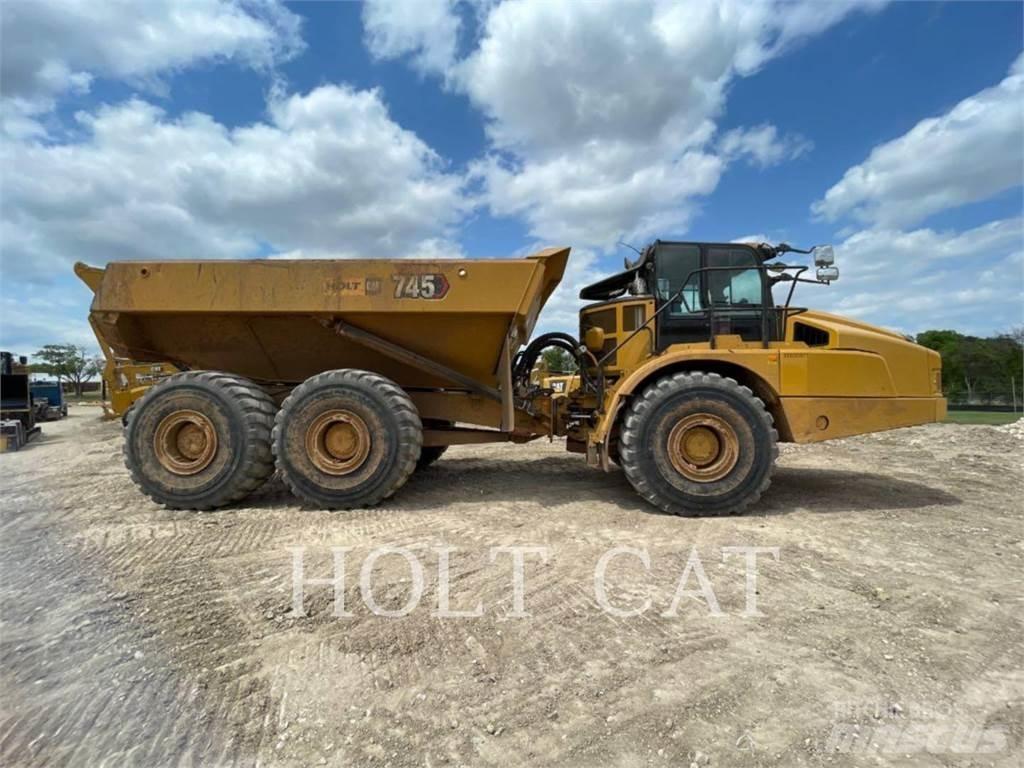 CAT 745 Csuklósdömperek