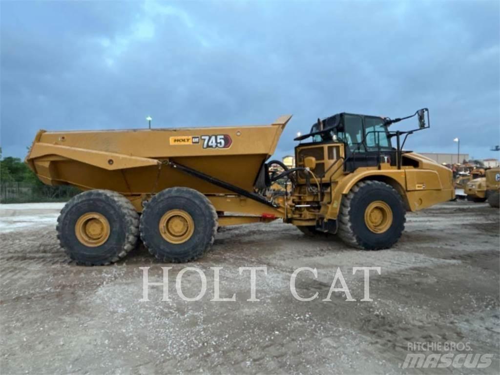 CAT 745 Csuklósdömperek