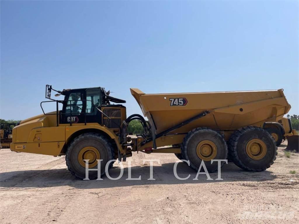 CAT 745 Csuklósdömperek