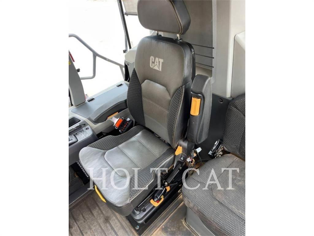 CAT 745 Csuklósdömperek