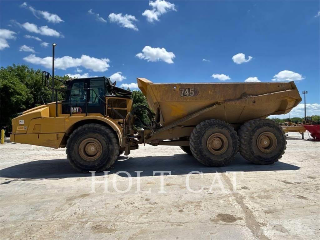 CAT 745 Csuklósdömperek
