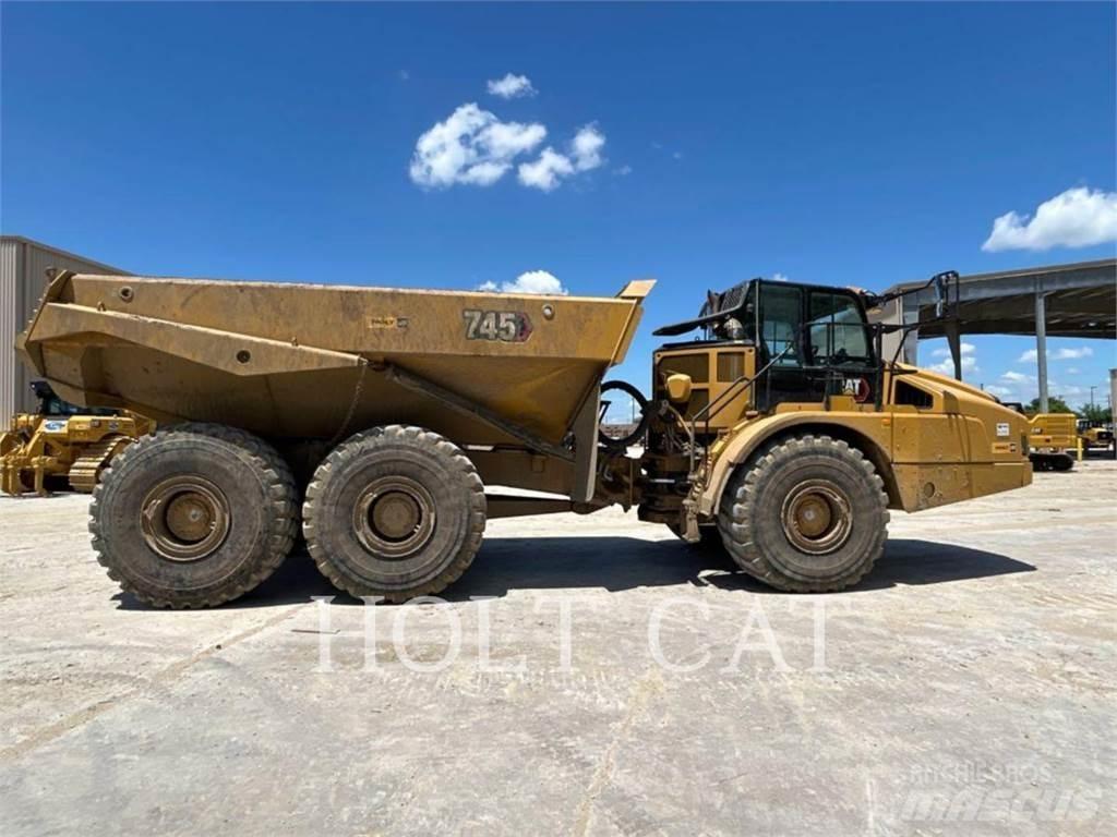 CAT 745 Csuklósdömperek