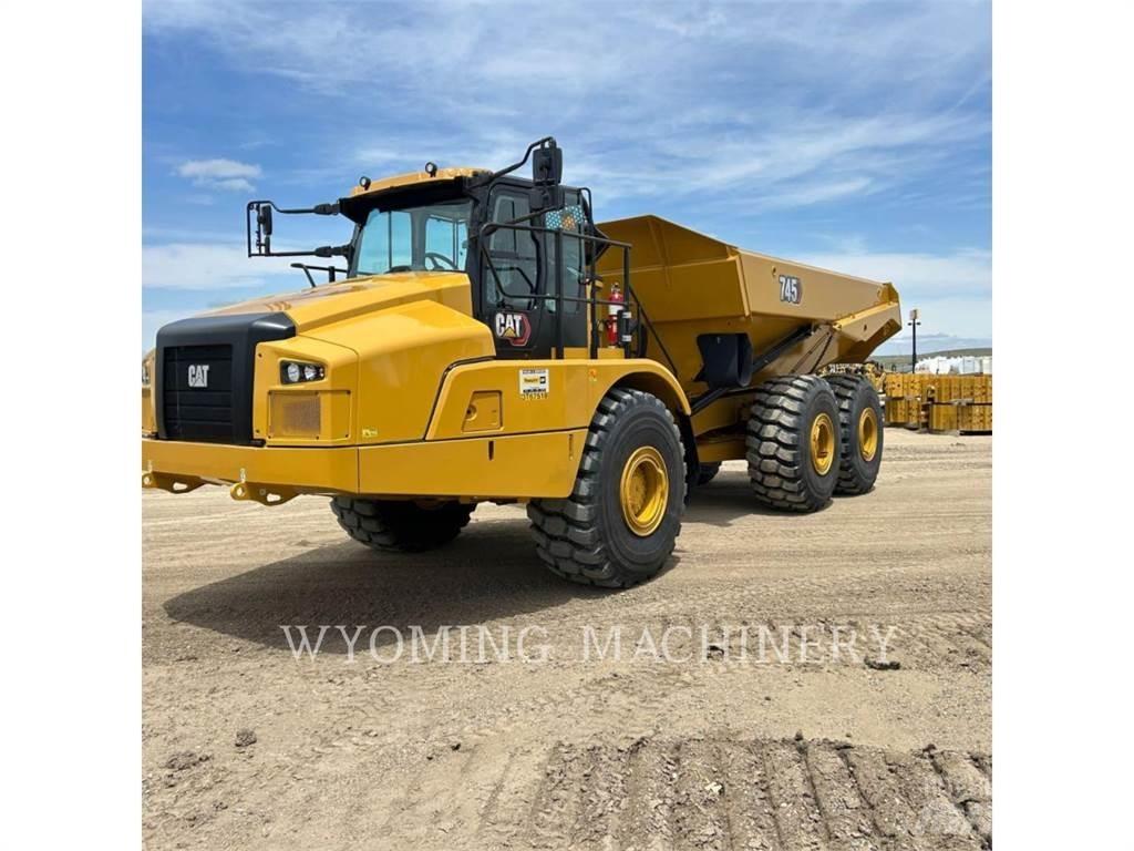 CAT 745 Csuklósdömperek