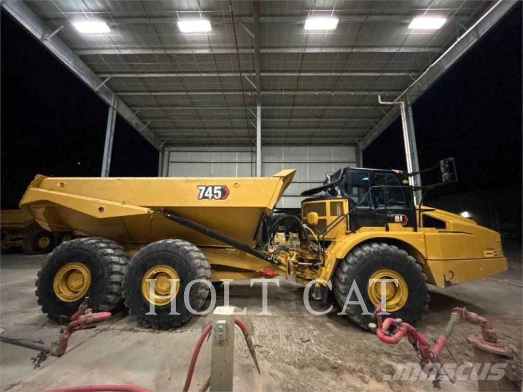 CAT 745 Csuklósdömperek