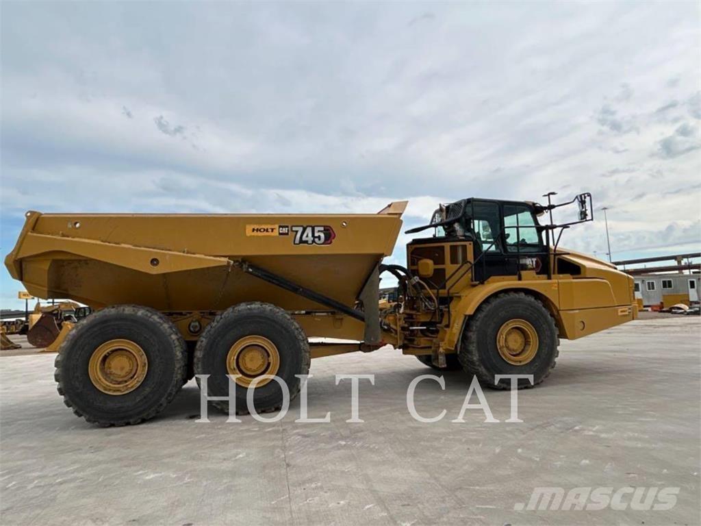 CAT 745 Csuklósdömperek