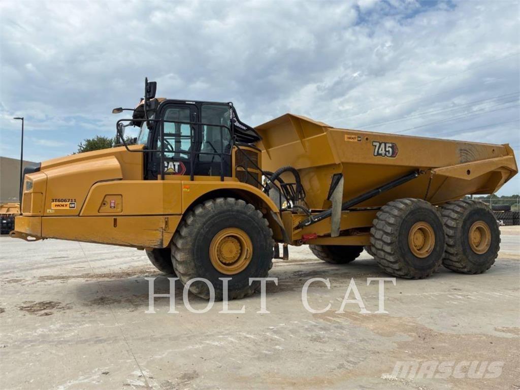 CAT 745 Csuklósdömperek