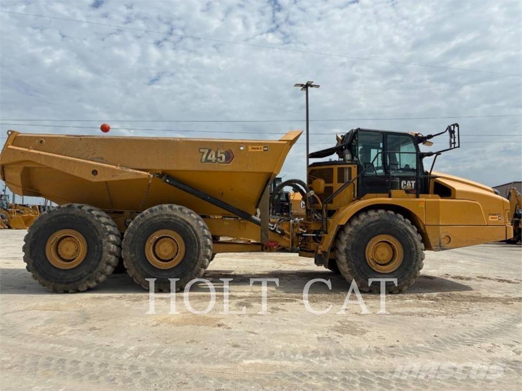 CAT 745 Csuklósdömperek