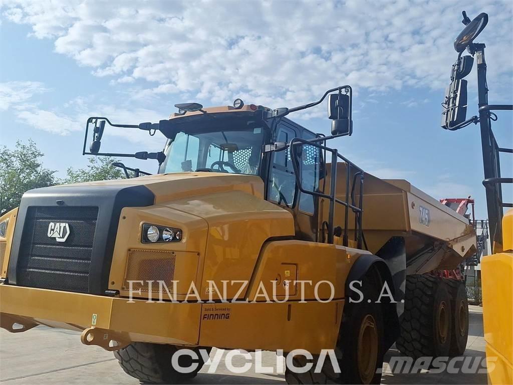 CAT 745 Csuklósdömperek