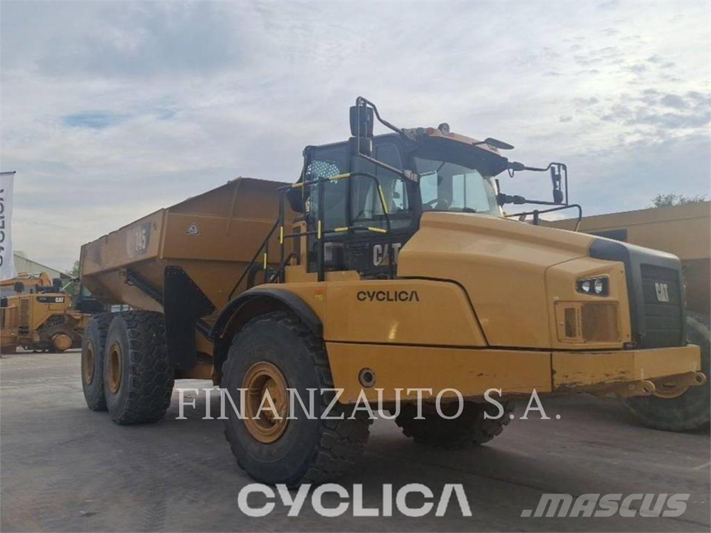 CAT 745 Csuklósdömperek