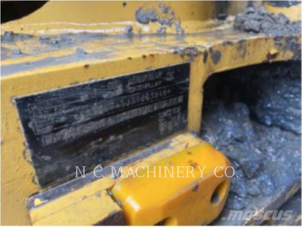 CAT 745 Csuklósdömperek