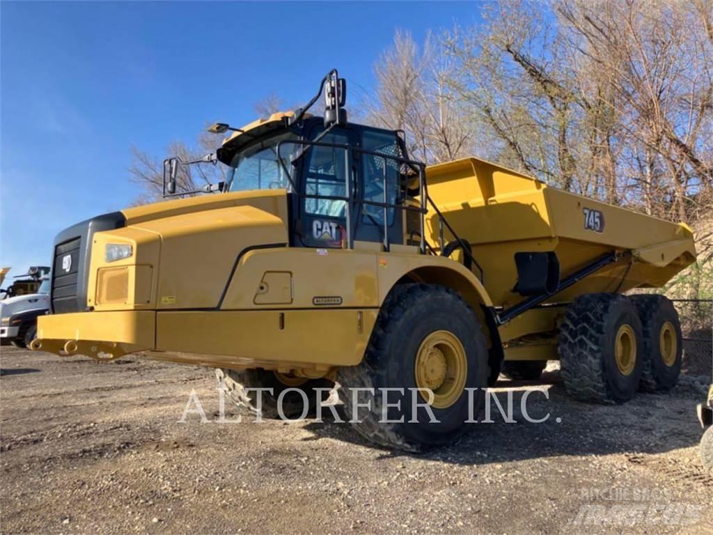 CAT 745-04 Csuklósdömperek