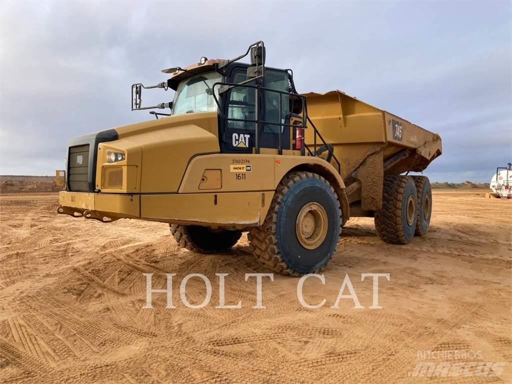 CAT 745-04 Csuklósdömperek