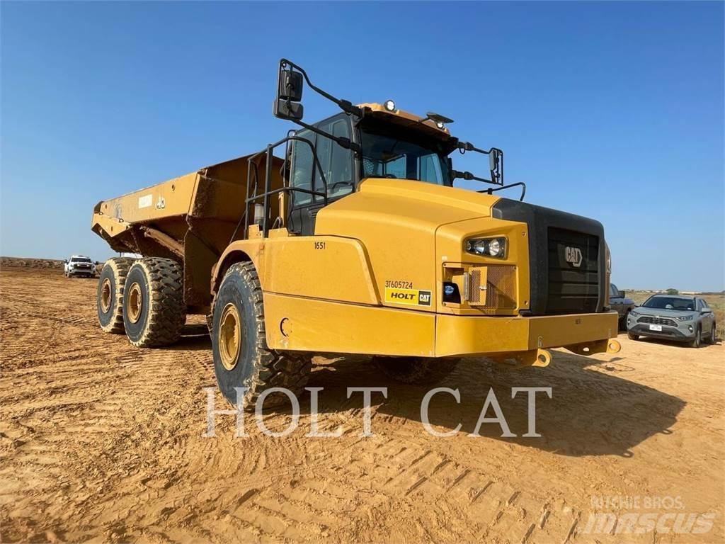 CAT 745-04 Csuklósdömperek