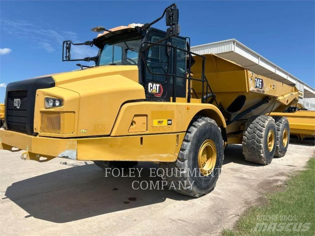 CAT 745-04 Csuklósdömperek