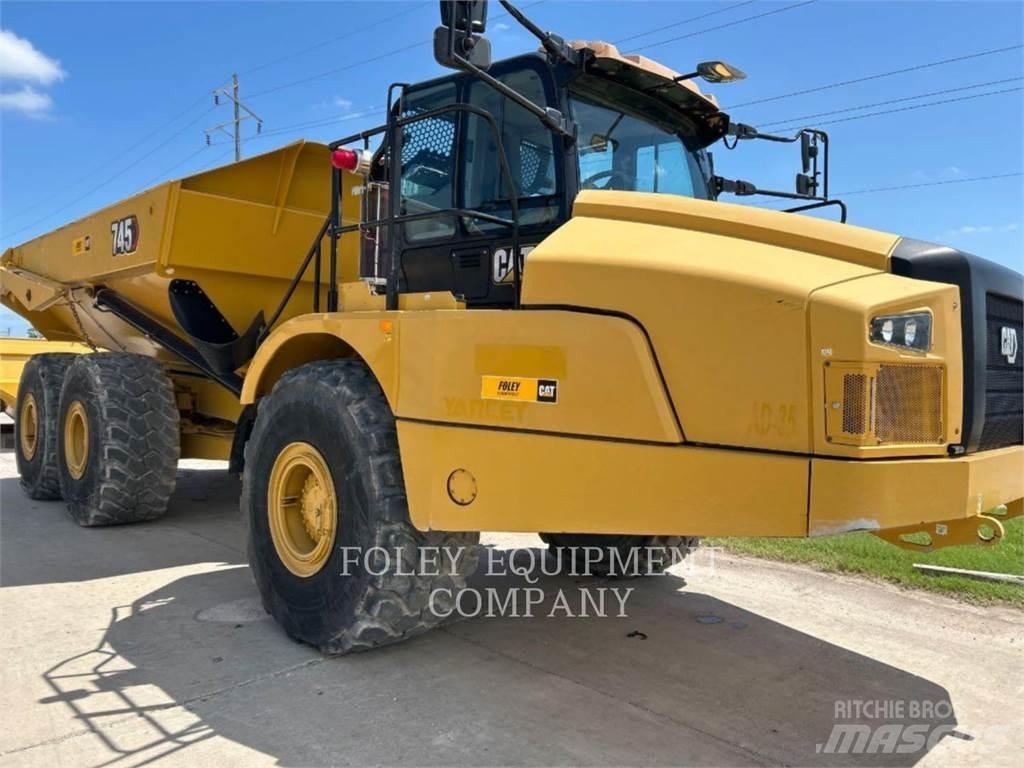 CAT 745-04 Csuklósdömperek