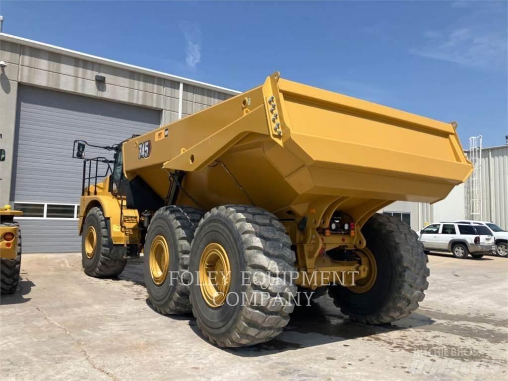 CAT 745-04 Csuklósdömperek