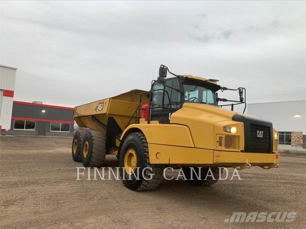 CAT 745-04 Csuklósdömperek