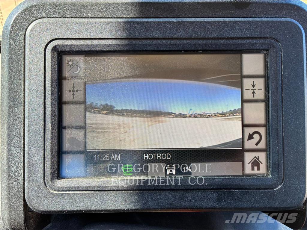 CAT 745-04 Csuklósdömperek