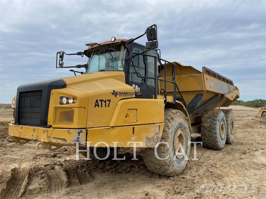 CAT 745-04 Csuklósdömperek