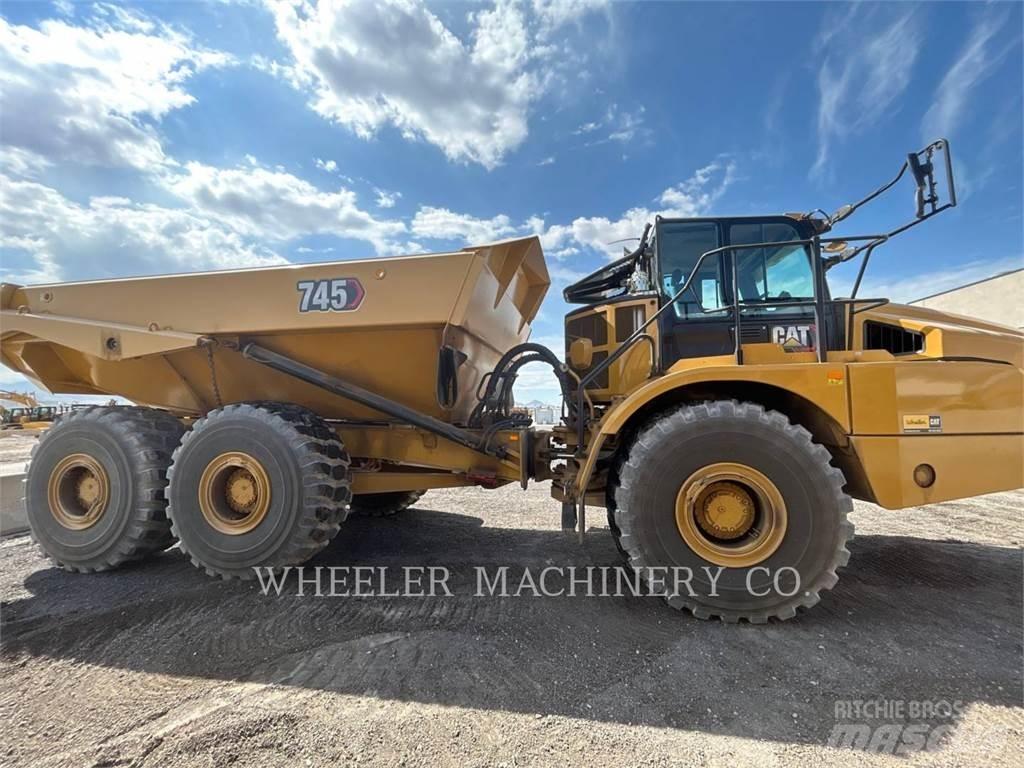 CAT 745 TG Csuklósdömperek