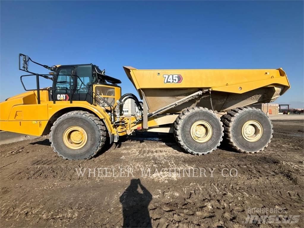 CAT 745 TG Csuklósdömperek