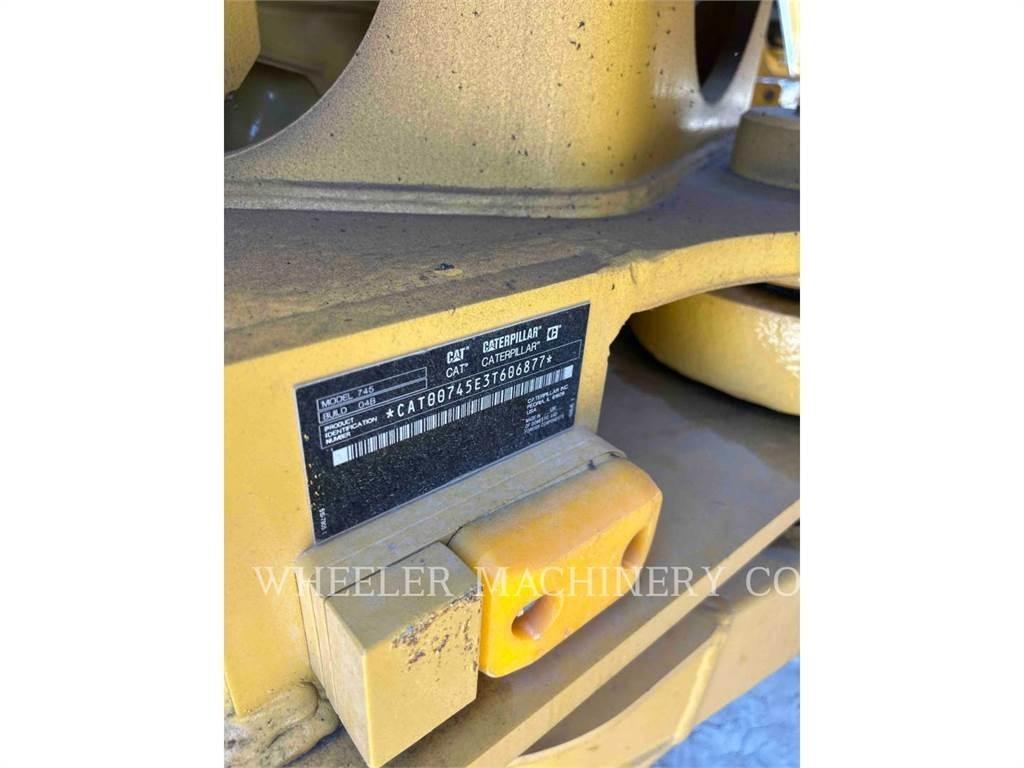 CAT 745 TG Csuklósdömperek