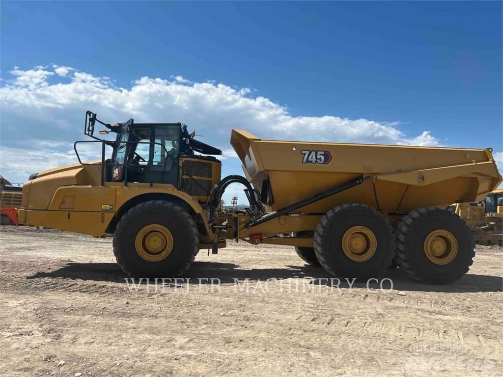 CAT 745 TG Csuklósdömperek