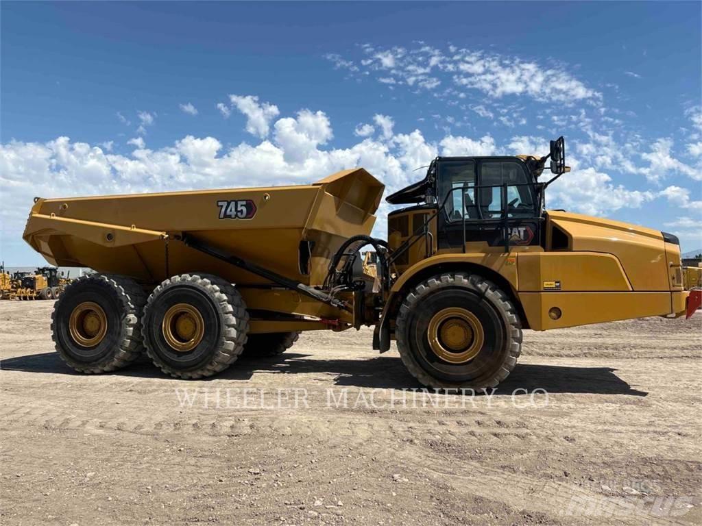 CAT 745 TG Csuklósdömperek