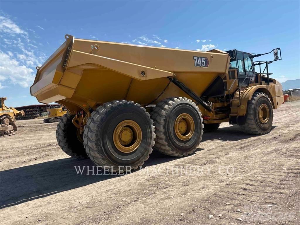 CAT 745 TG Csuklósdömperek