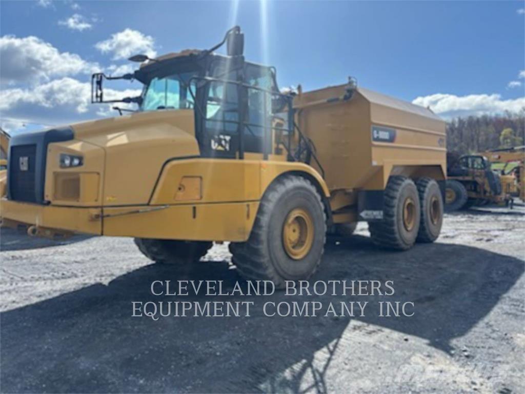 CAT 745 WW Vízszállító teherautók