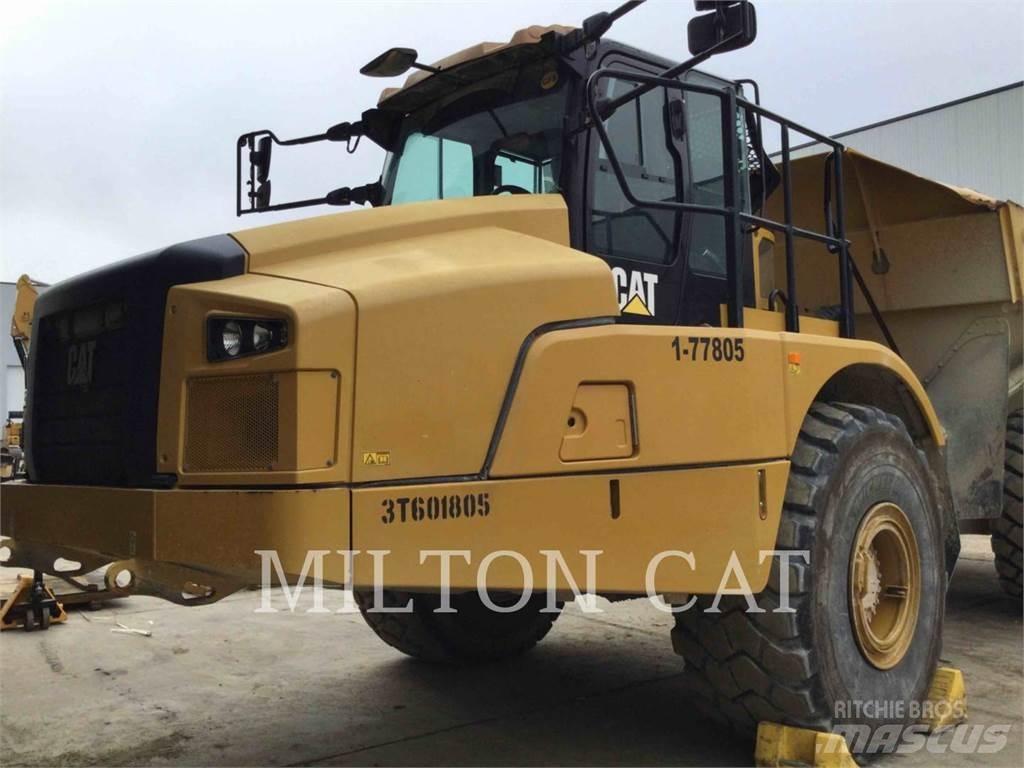 CAT 74504 Csuklósdömperek