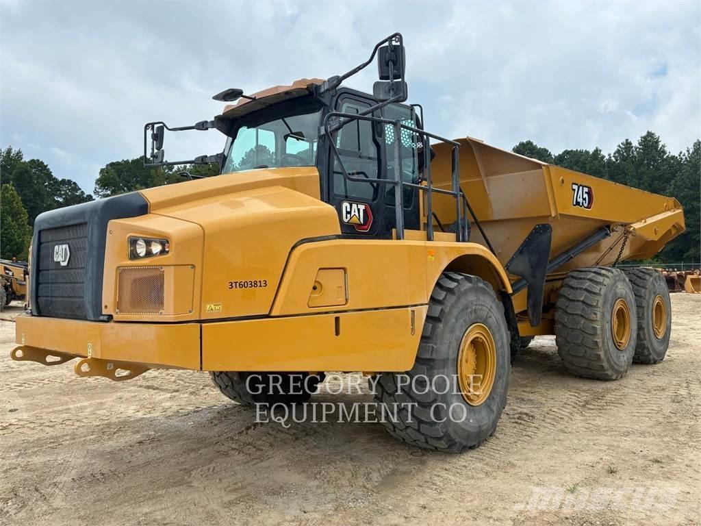 CAT 74504 Csuklósdömperek