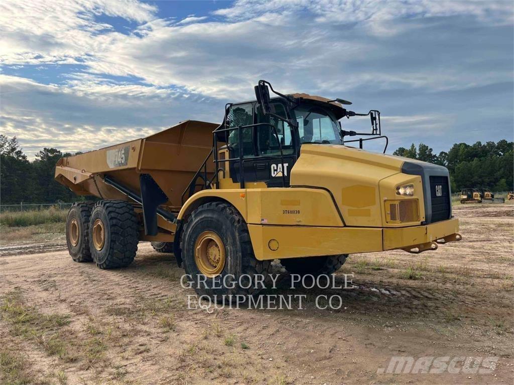 CAT 74504 Csuklósdömperek