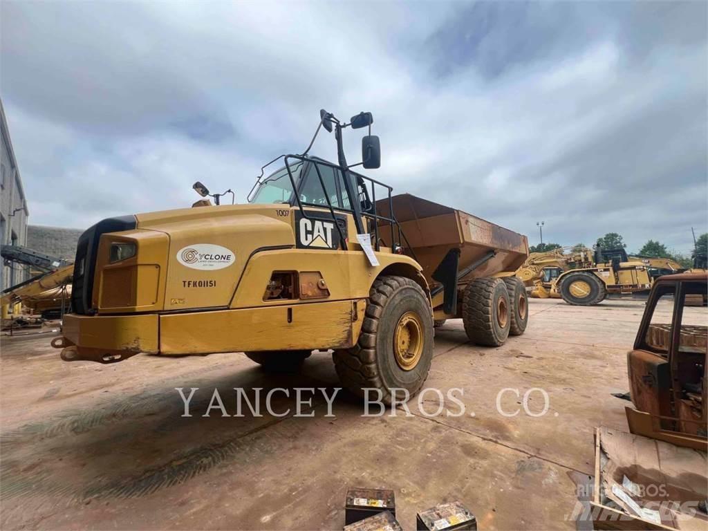 CAT 745C Csuklósdömperek