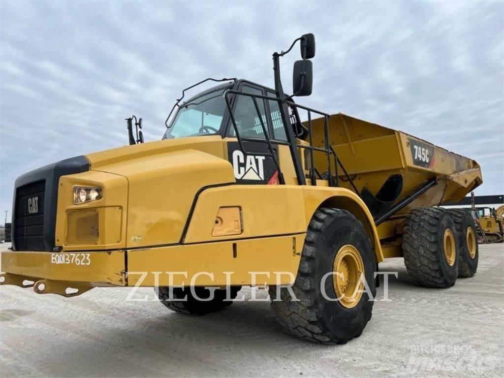 CAT 745C Csuklósdömperek