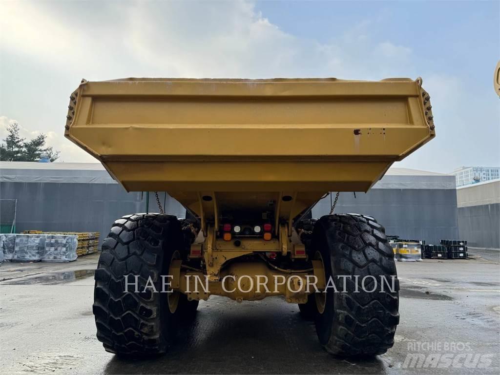 CAT 745C Csuklósdömperek
