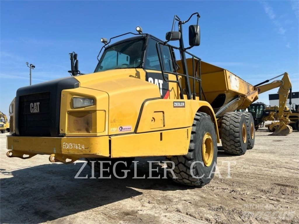 CAT 745C Csuklósdömperek