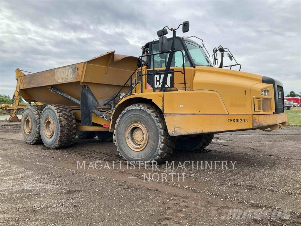 CAT 745C Csuklósdömperek